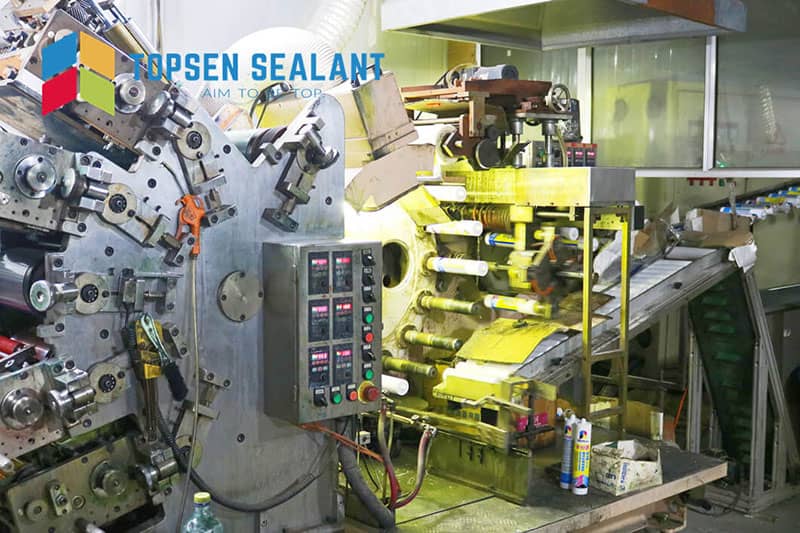 Customized packing solutions at Topsen Sealant, tailored to meet specific client needs